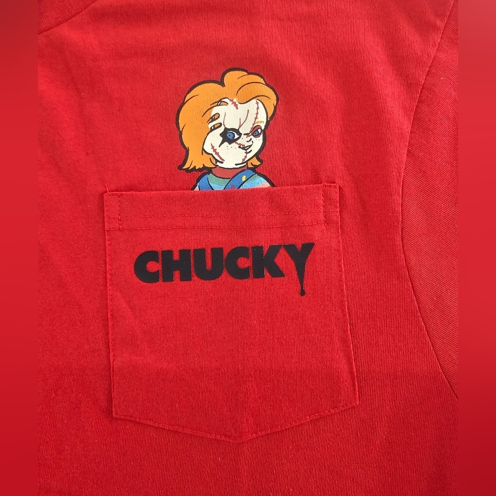 Chucky Men's Horror Graphic Pocket Tee Red XL 90s Retro Scary Movie Streetwear - Picture 3 of 12